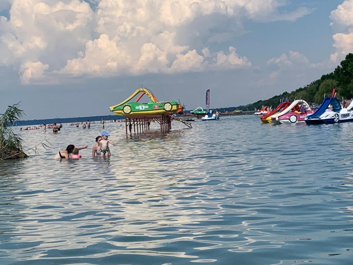 Апартаменти Dorina Wellness Шіофок Екстер'єр фото