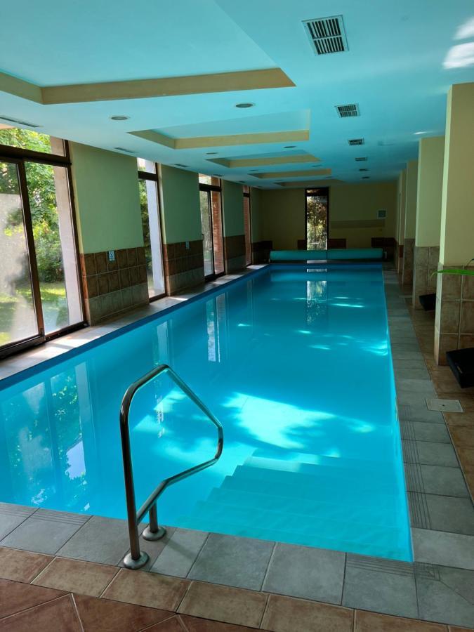 Апартаменти Dorina Wellness Шіофок Екстер'єр фото